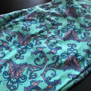 LuLaRoe leggings. TC